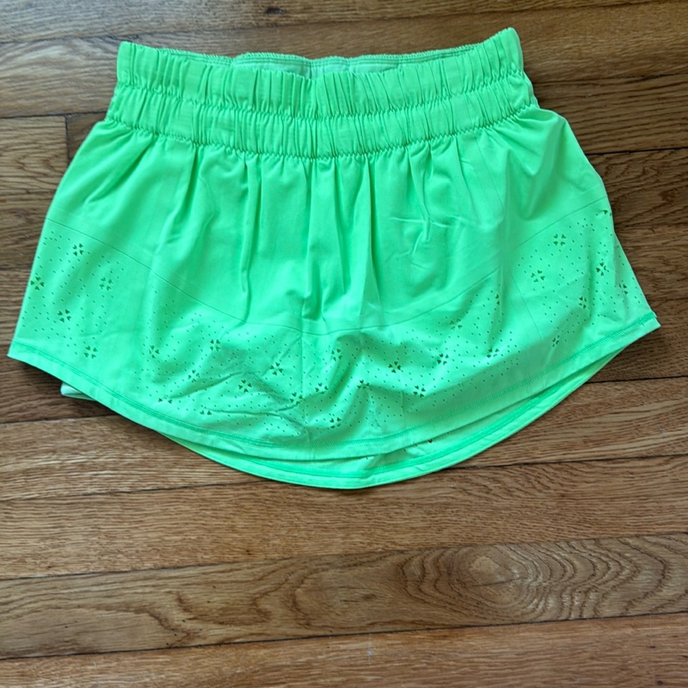 Lululemon Breeze By Skirt Laser Cut